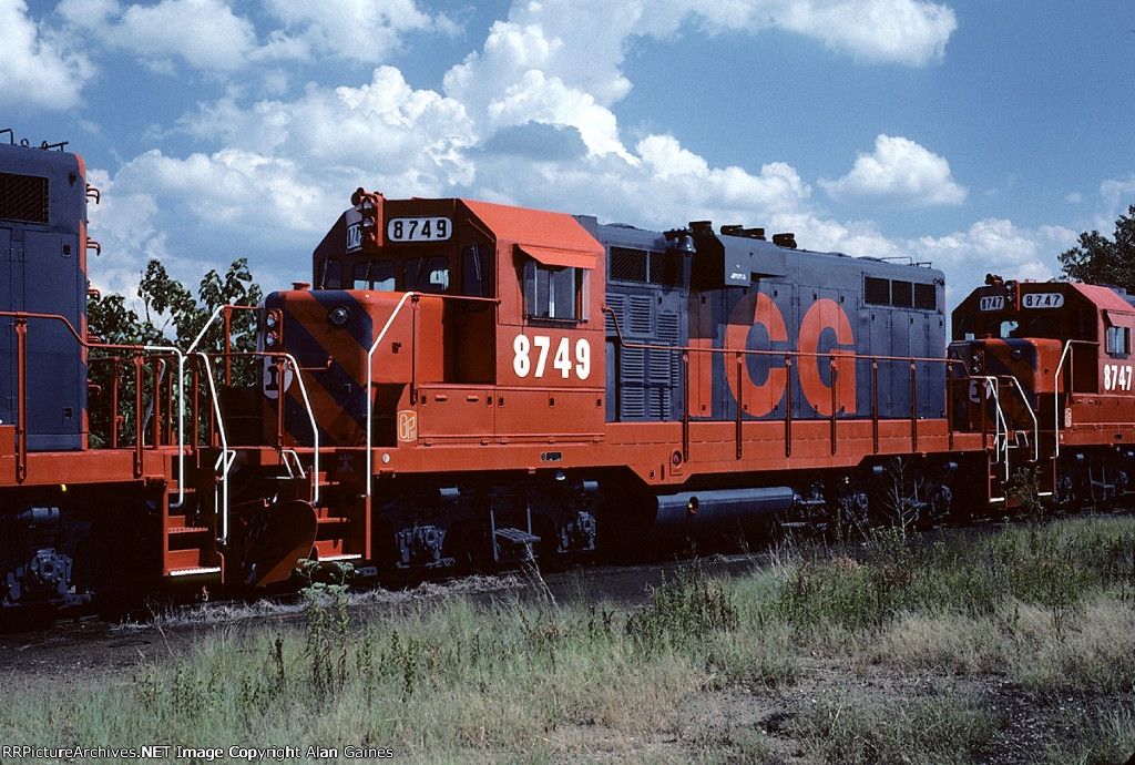 ICG 8749